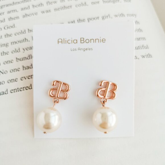 NEW Alicia Bonnie Devotion Rose Gold White Pearl Earrings Authentic - Picture 1 of 3